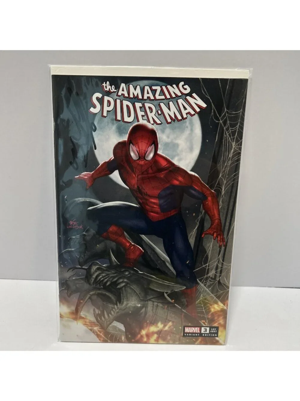 Amazing Spiderman 3 Nm- Personally Signed By Inhyuk Lee Variant Comic Book